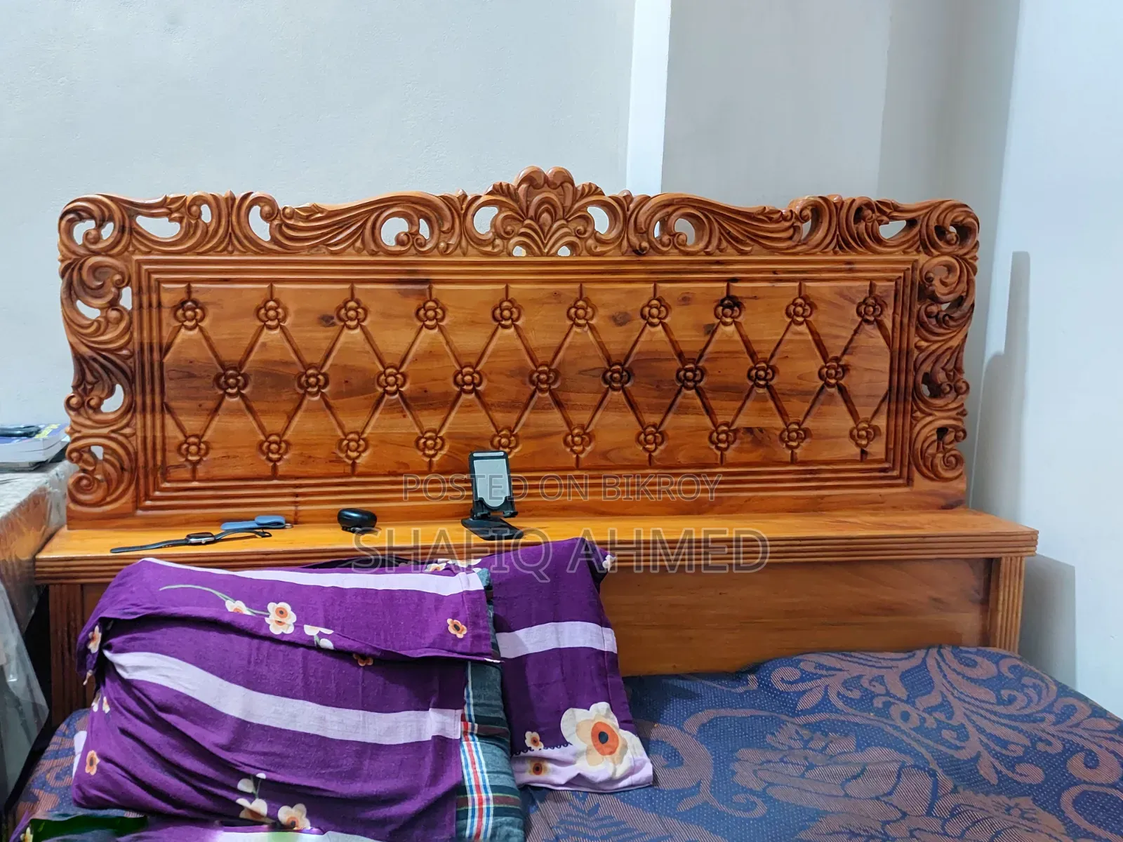 Jackfruit Wood Bed