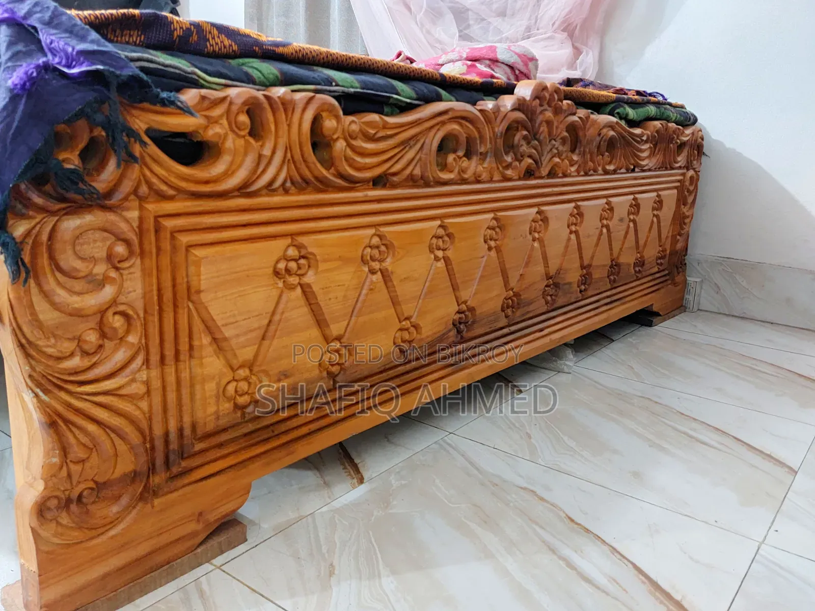 Jackfruit Wood Bed