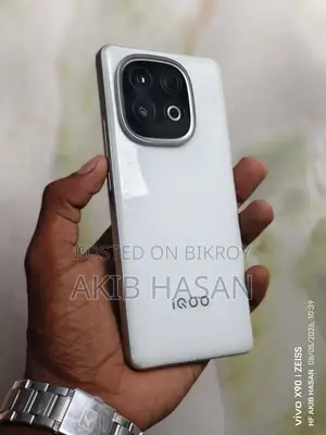আইকিউও জেড১০ ২৫৬ জিবি হোয়াইট