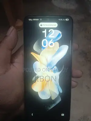 Samsung Galaxy Z Flip4 256 GB Purple
