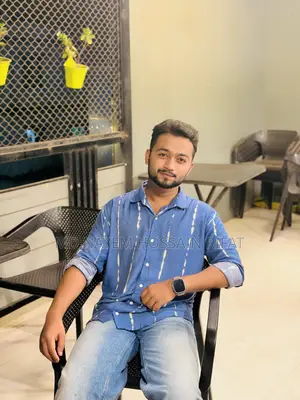 Receptionist