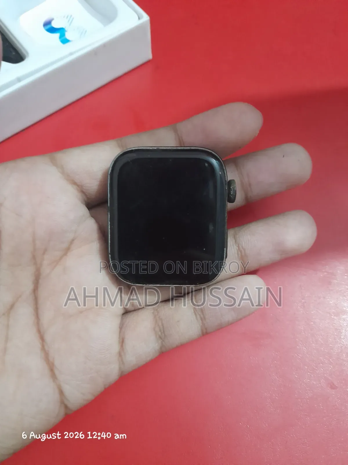 Smart Watch (Brand: Hiwatch; Name: Watch 8, Model: I8 Pro Max)