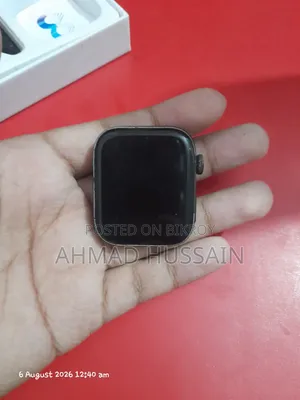 Smart Watch (Brand: Hiwatch; Name: Watch 8, Model: I8 Pro Max)