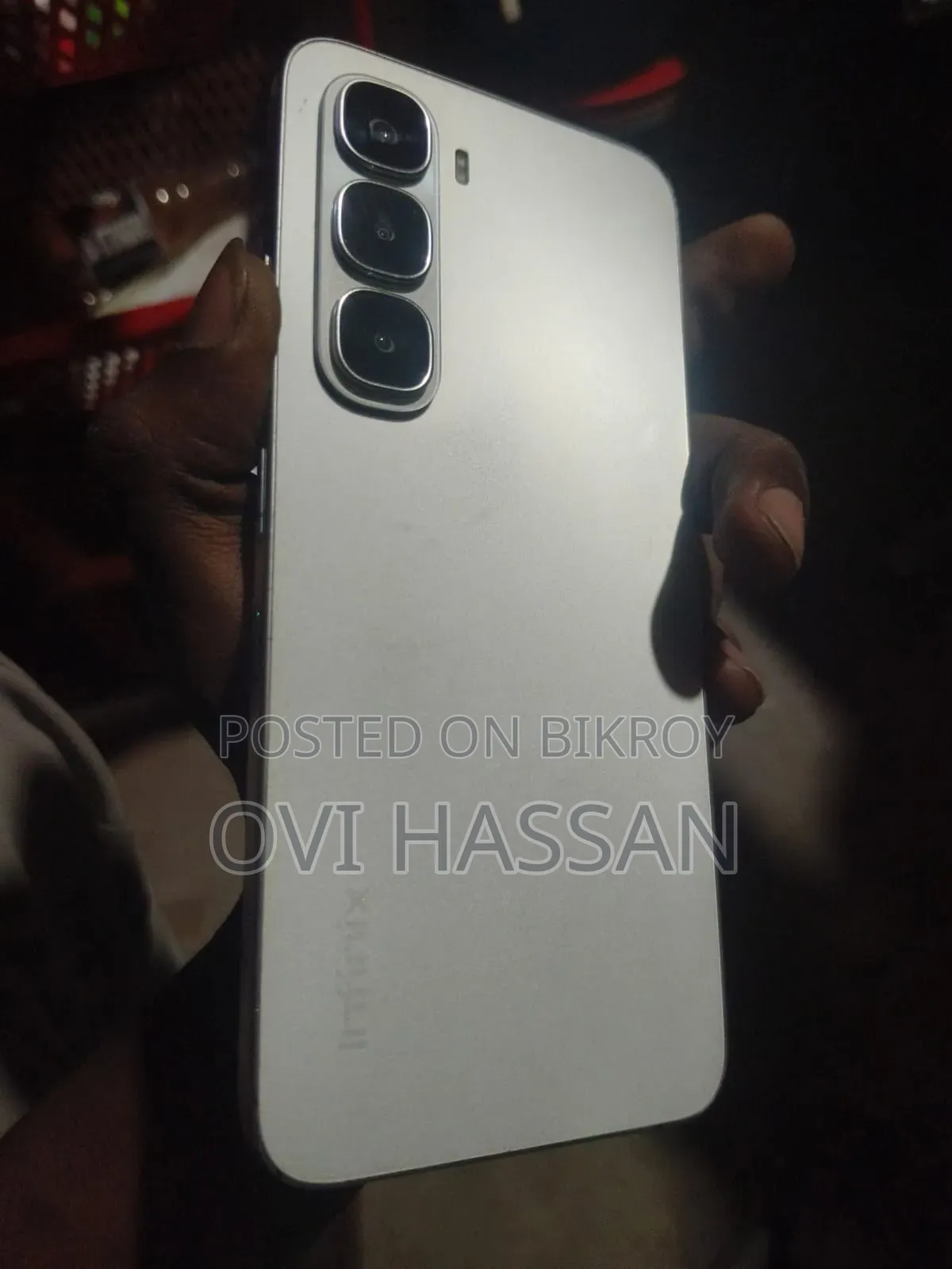 Infinix Hot 60i 128 GB Silver