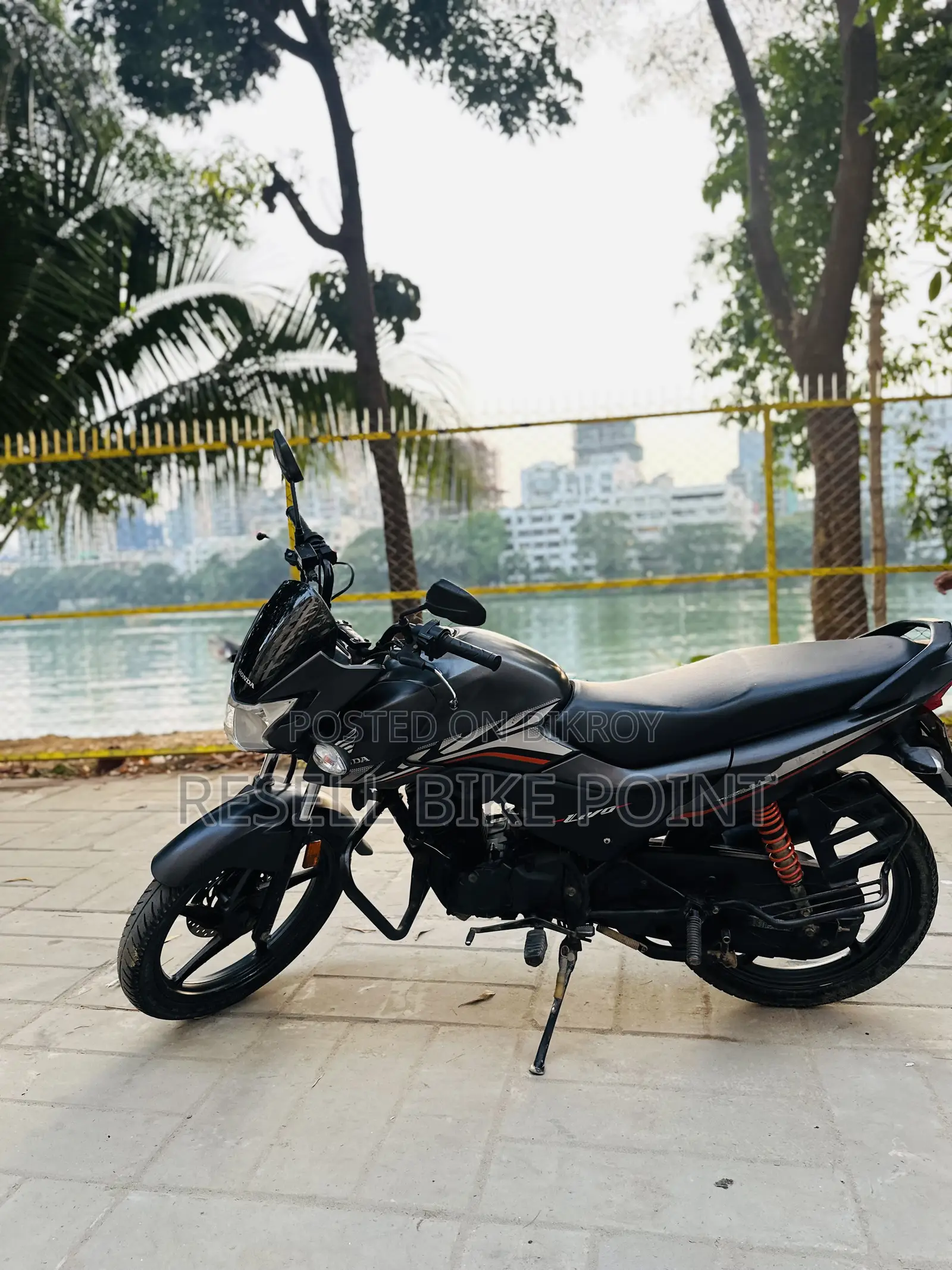Honda Livo 2022 Gray