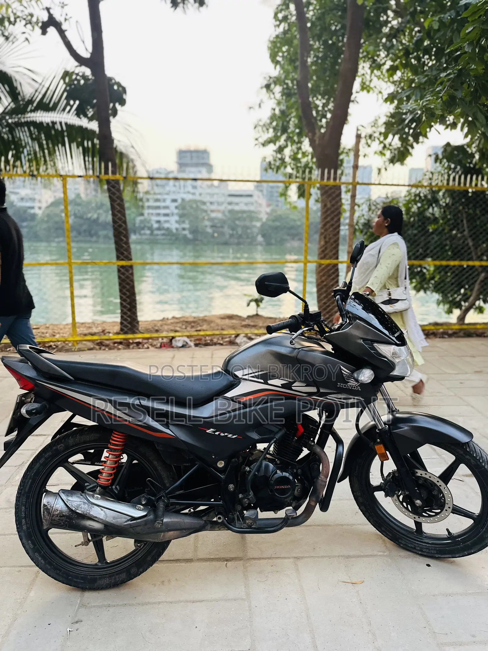 Honda Livo 2022 Gray