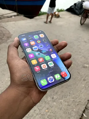Apple iPhone 15 Pro 128 GB White