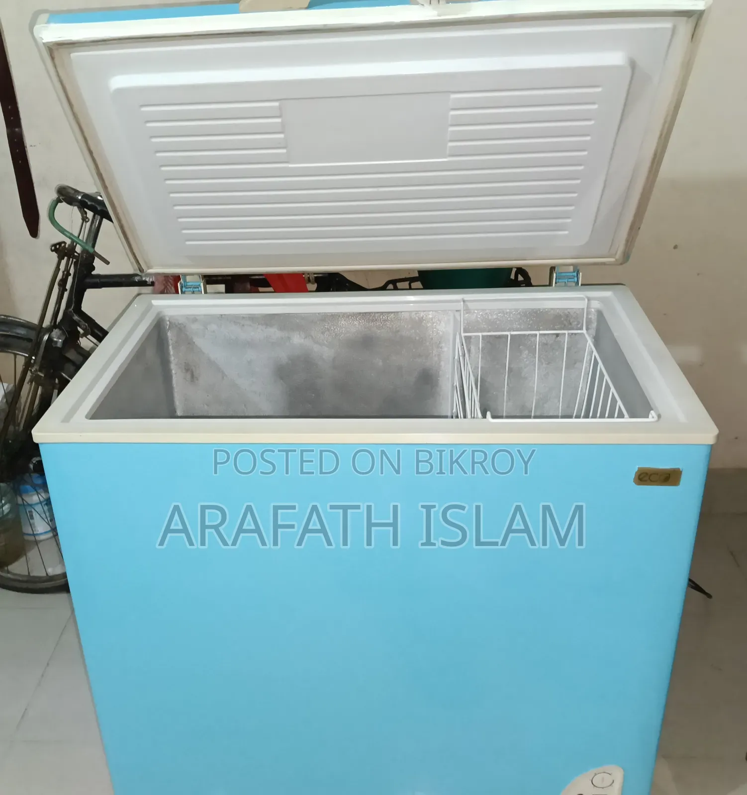 Deep freezer for sale 250 liters.