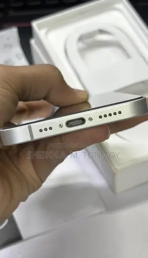 নতুন অ্যাপল আইফোন ১৭ই ২৫৬ জিবি হোয়াইট