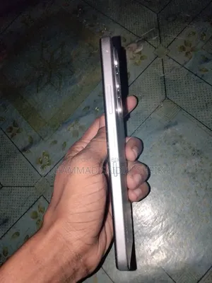 Infinix Hot 60i 256 GB Silver