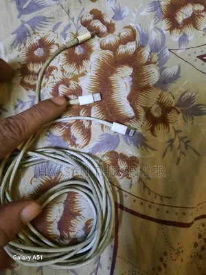 ডেলের জন্য অ্যাপলের অরিজিনাল লাইটনিং ক্যাবল