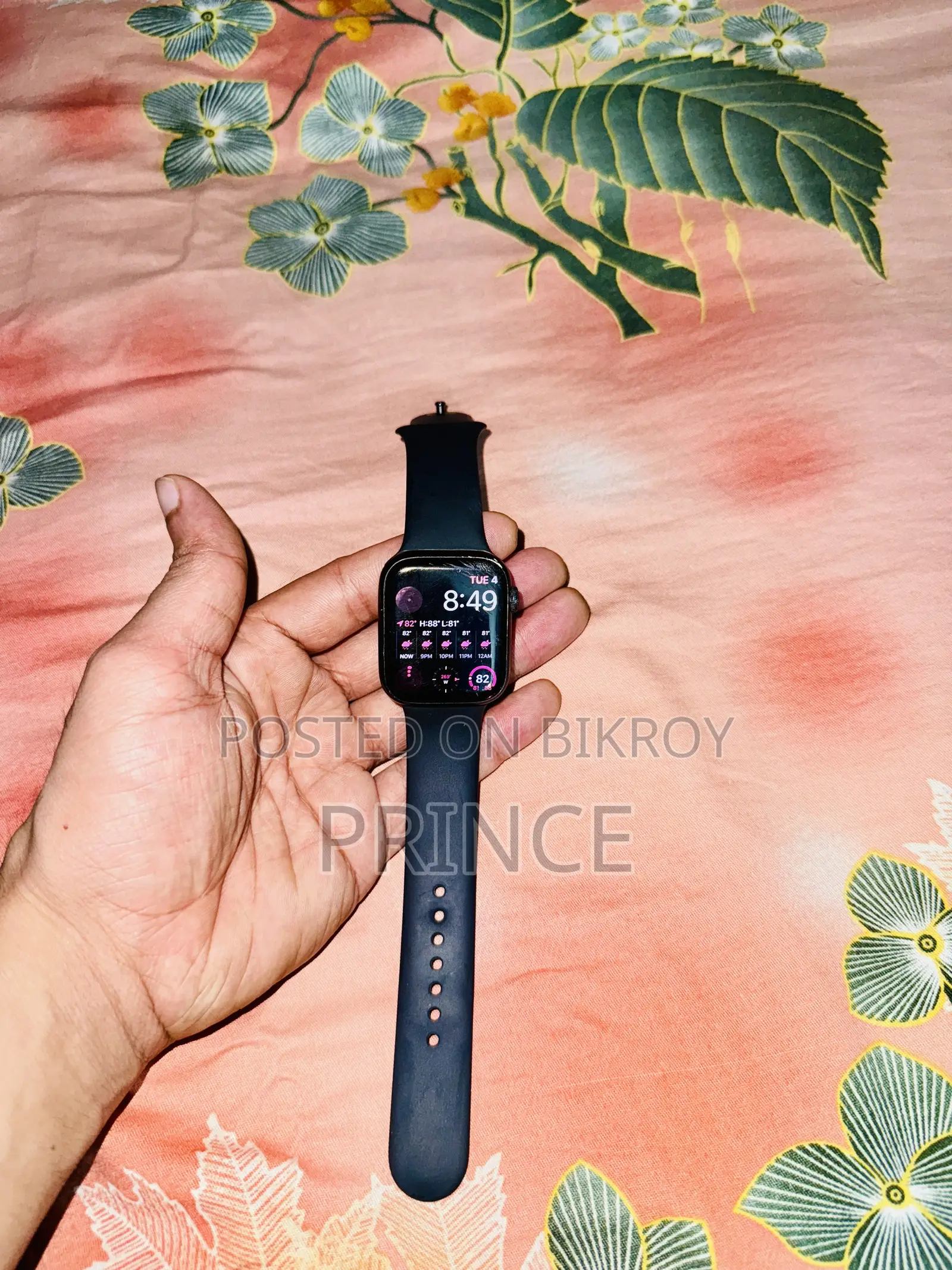 Apple Watch Series 8