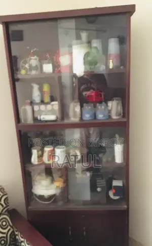 Showcase Dressing Table