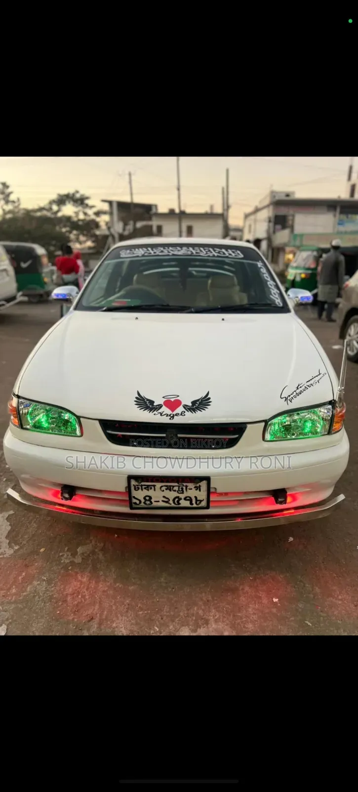 Toyota Corolla 2000 White