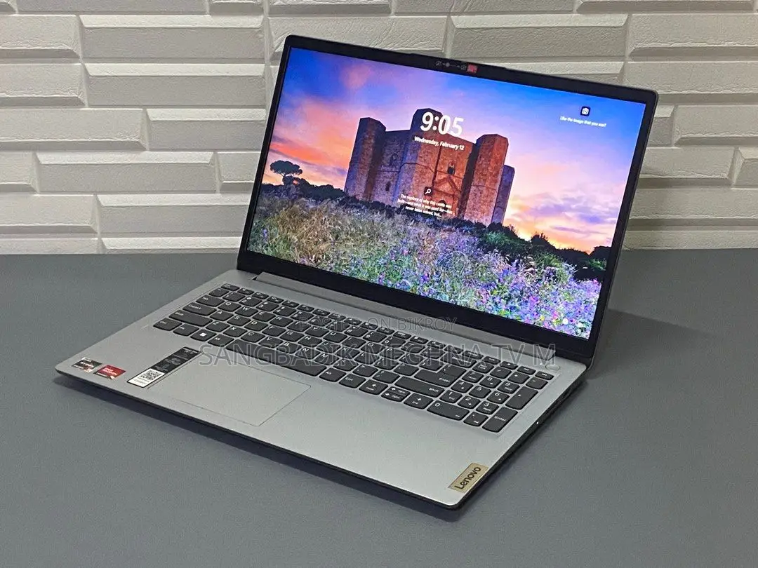 Lenovo 4GB RAM Intel SSD 500GB Laptop