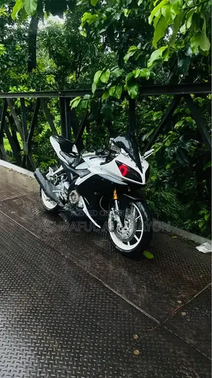 Yamaha YZF-R 2012 Black