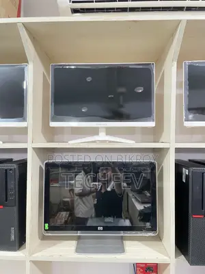 Esonic White Monitor 19 Inch