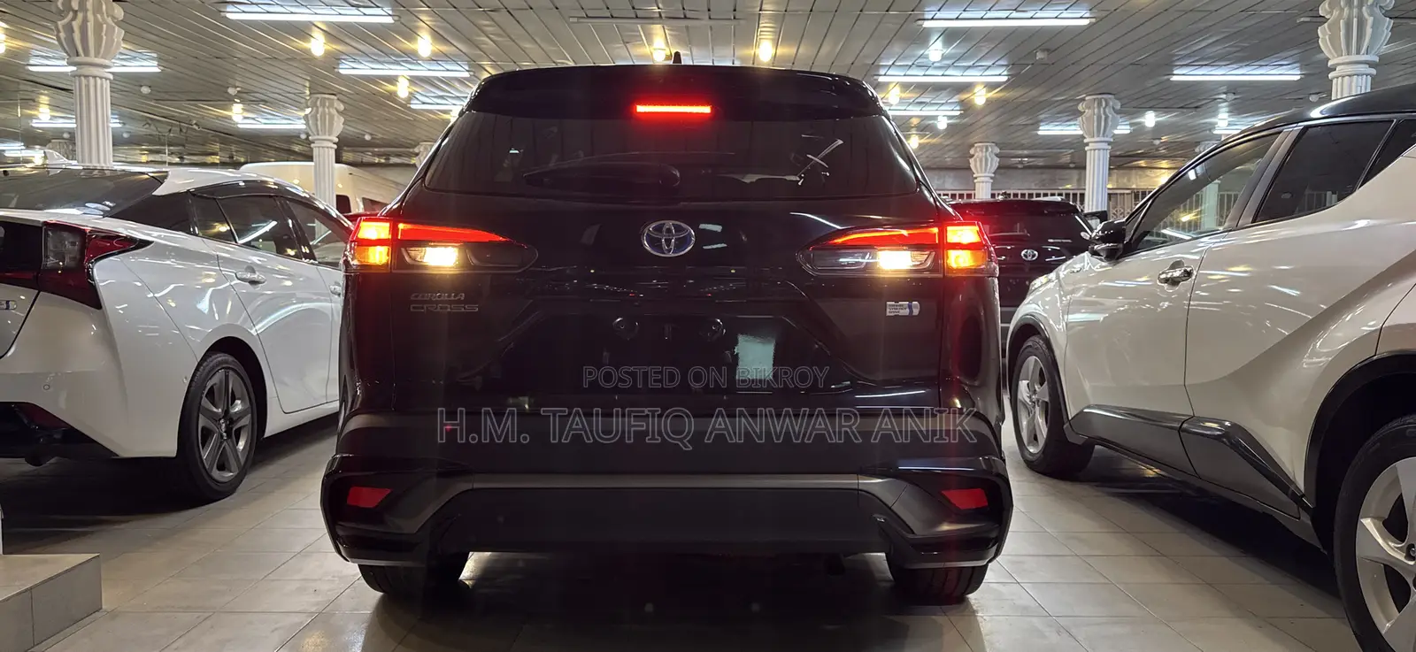 Toyota Corolla Cross 1.8 Hybrid All Wheel Drive 2022 Black