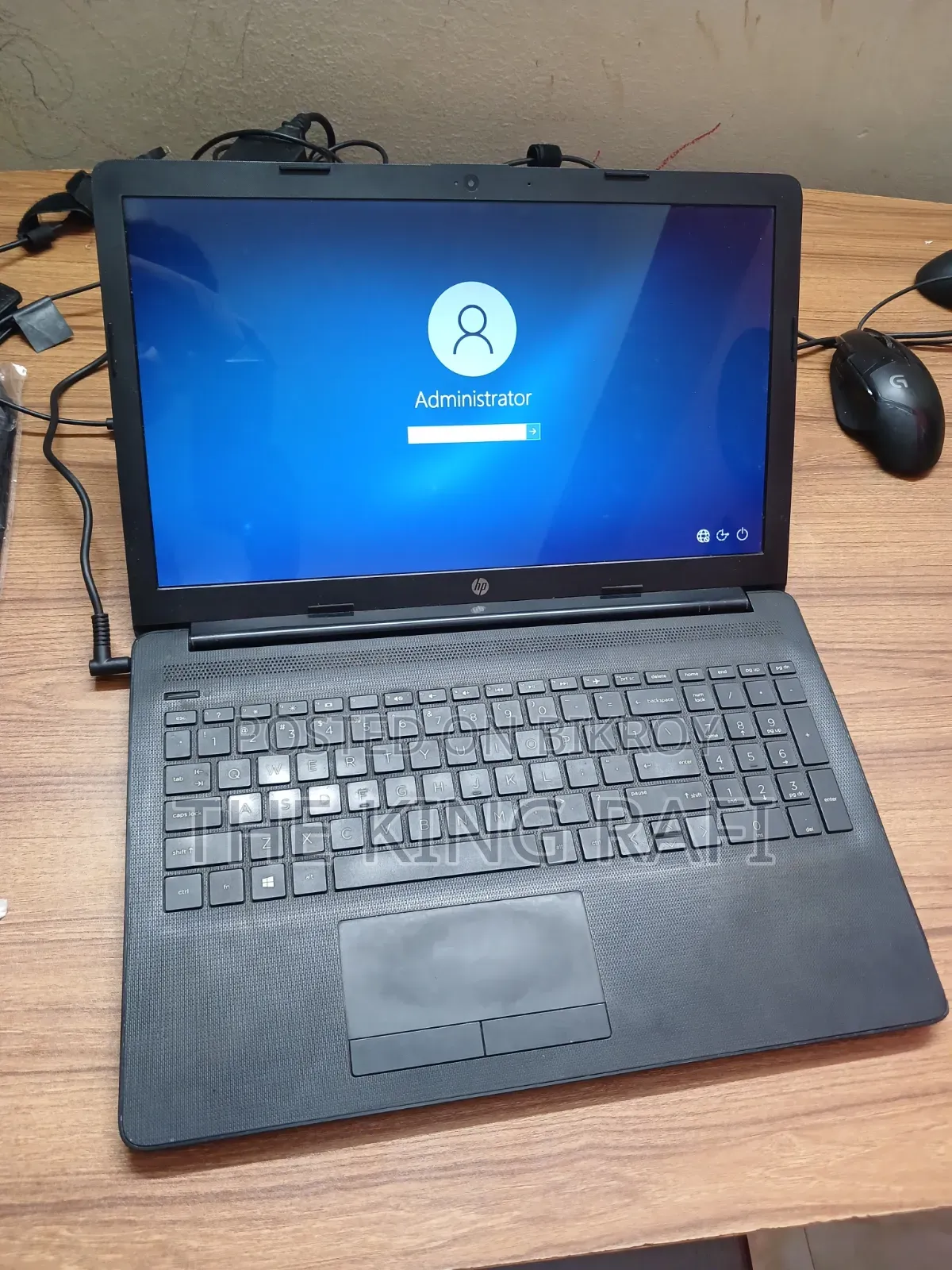 Laptop HP 15-da3007nia 8GB AMD SSD 256GB
