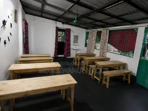 বেঞ্চ বিক্রি করা হবে