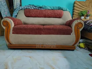 দুই সিটের সোফা
