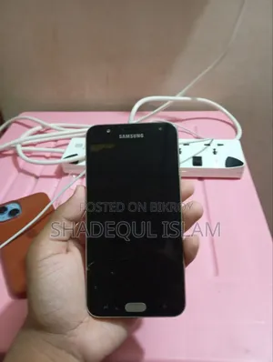 New Samsung Galaxy J7 32 GB Gold