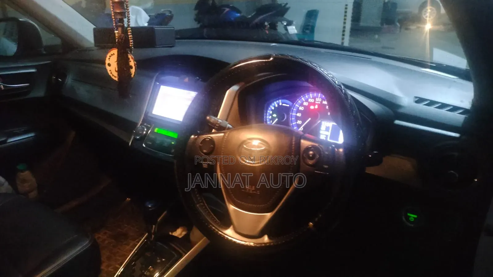 টয়োটা করোল্লা ফিল্ডার ২০১৬ সিলভার