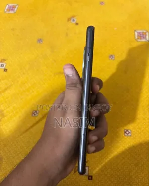 ওয়ানপ্লাস ১২আর ২৫৬ জিবি ব্ল্যাক