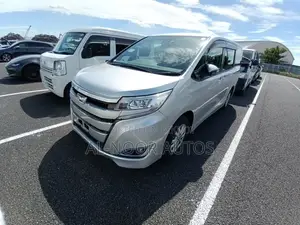 Toyota Noah 1.8 FWD Hybrid (7-Seater) 2021 Silver
