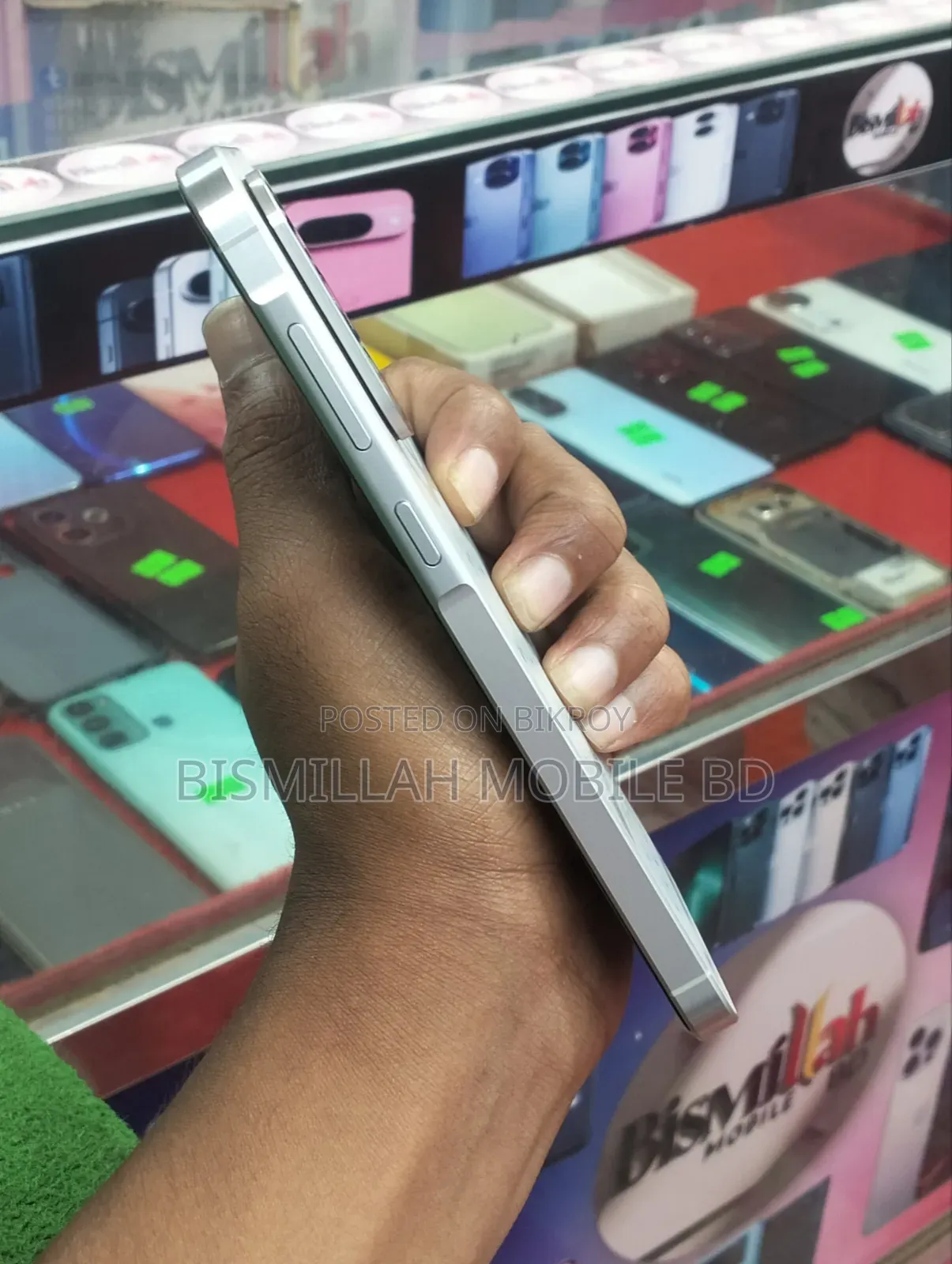 স্যামসাং গ্যালাক্সি এ৫৬ ২৫৬ জিবি