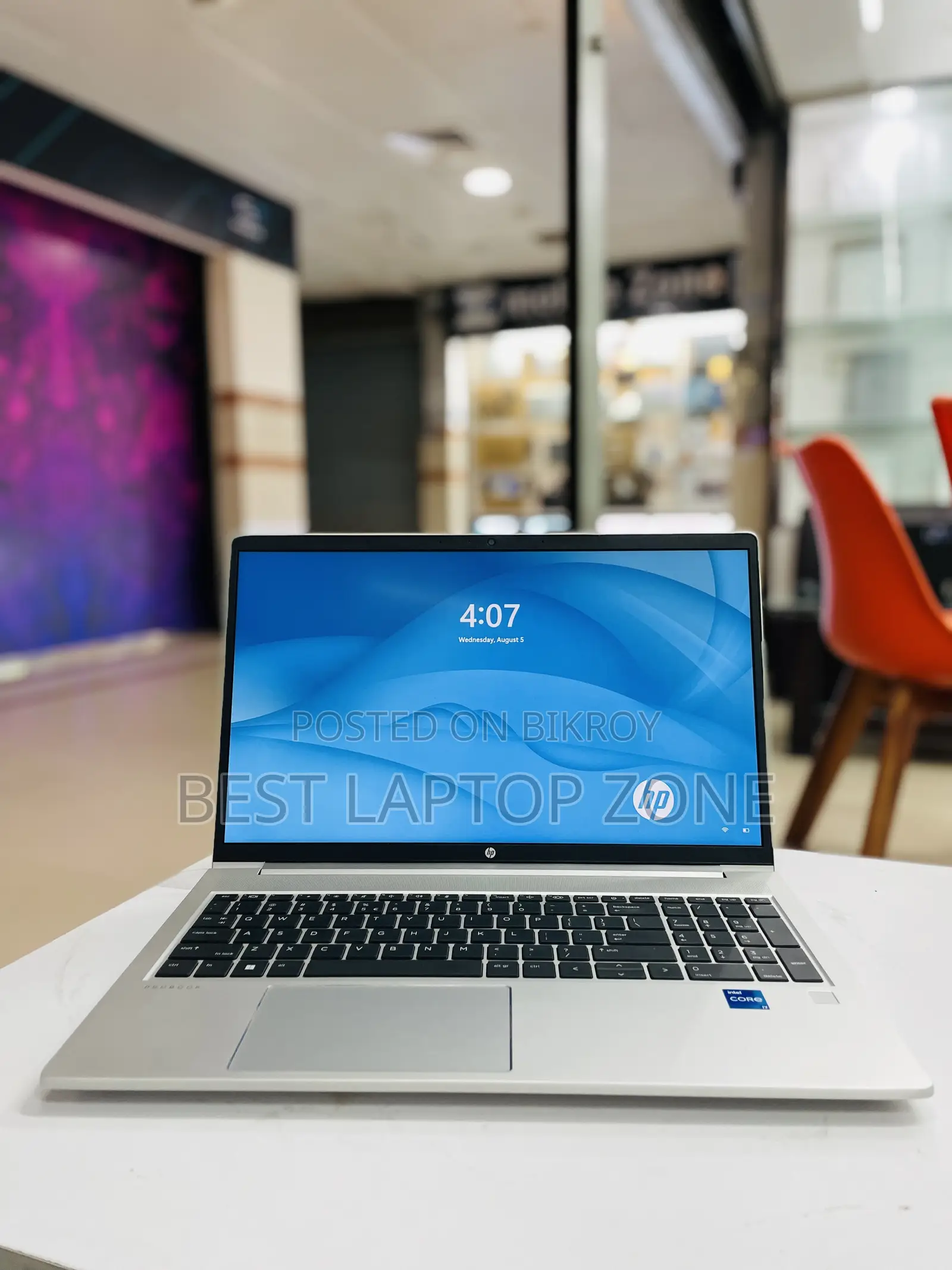 Laptop HP 14-Dq1088wm 16GB Intel Core I7 SSD 512GB