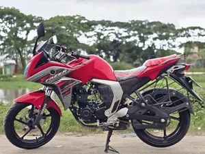 নিউ ইয়ামাহা ফাজার এফআই ভি২ ২০২৬ রেড