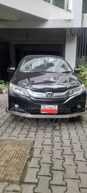 হোন্ডা গ্রেস ১.৫ হাইব্রিড এফডব্লিউডি ২০১৫ কালো