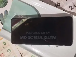 ওয়ানপ্লাস ৮ ১২৮ জিবি হোয়াইট