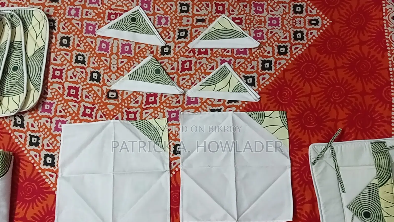 কানাডা থেকে আনা সম্পূর্ণ সেট টেবিল কভার