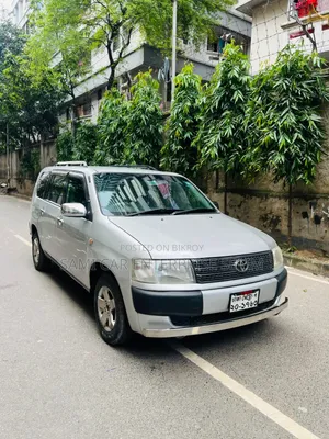 টয়োটা প্রবক্স ২০১০ সিলভার