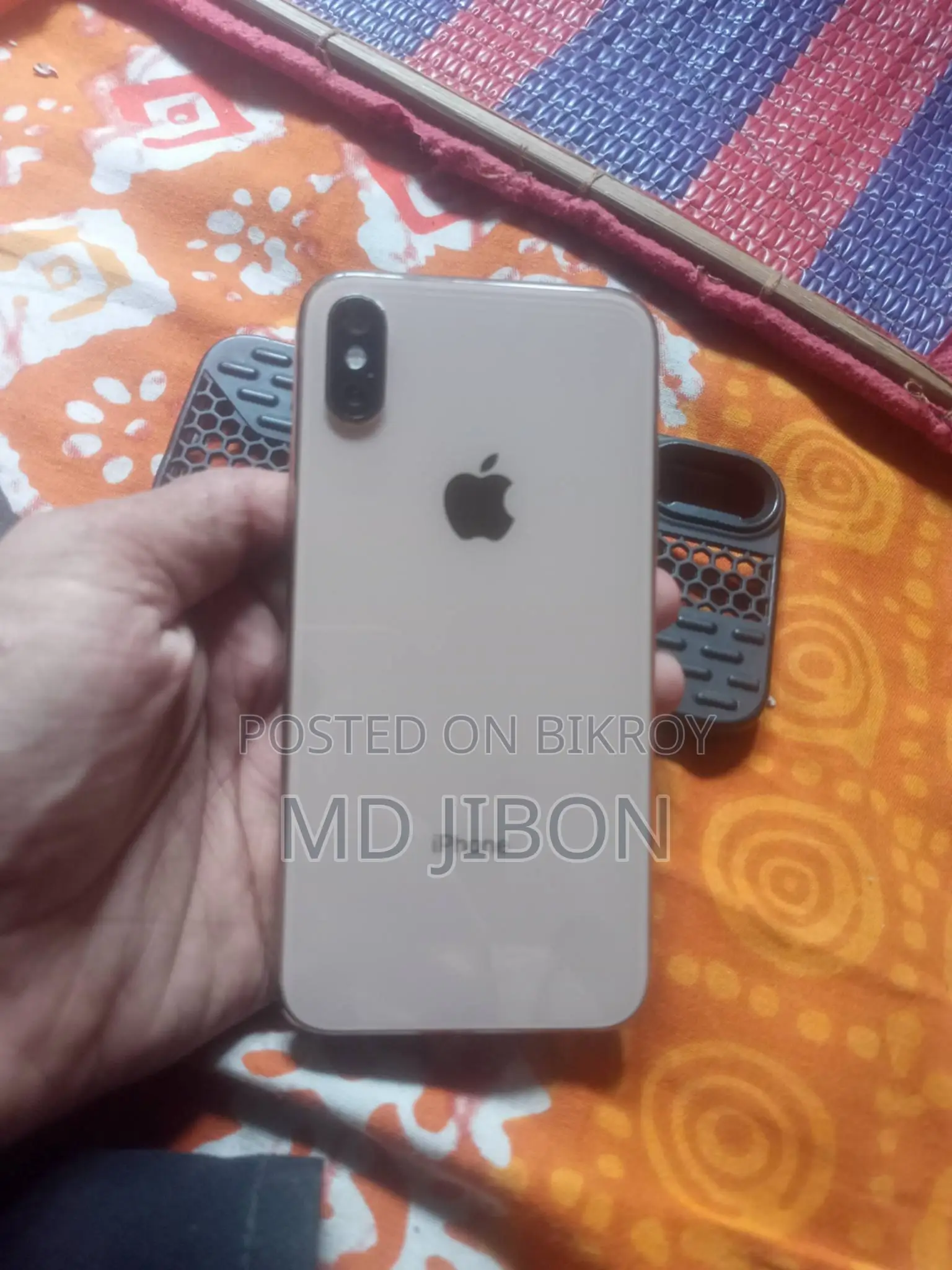 অ্যাপল আইফোন এক্সএস ৬৪ জিবি গোল্ড