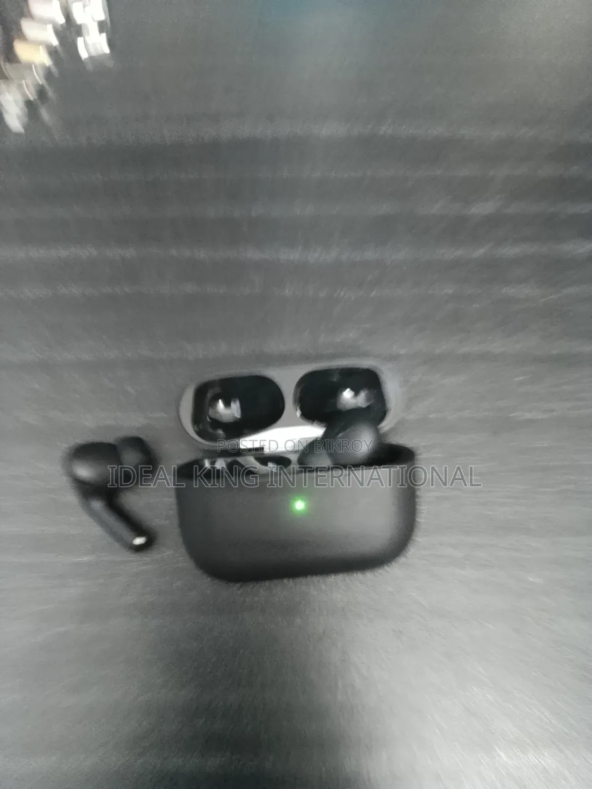 অ্যাপল ইয়ারবাডস