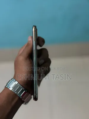 অ্যাপল আইফোন এক্সএস ৬৪ জিবি হোয়াইট