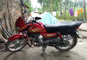 Hero HF Deluxe 2016 Red