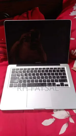 Laptop Apple MacBook 2009 8GB Intel Core i7 SSD 256GB