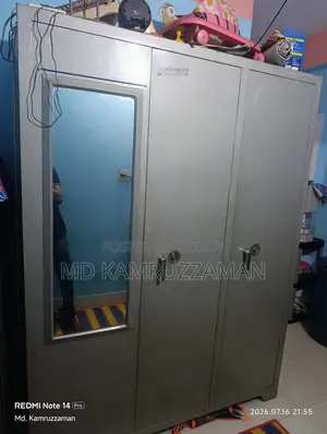 Heavy-Duty 3-Door Steel Almirah With Wardrobe.