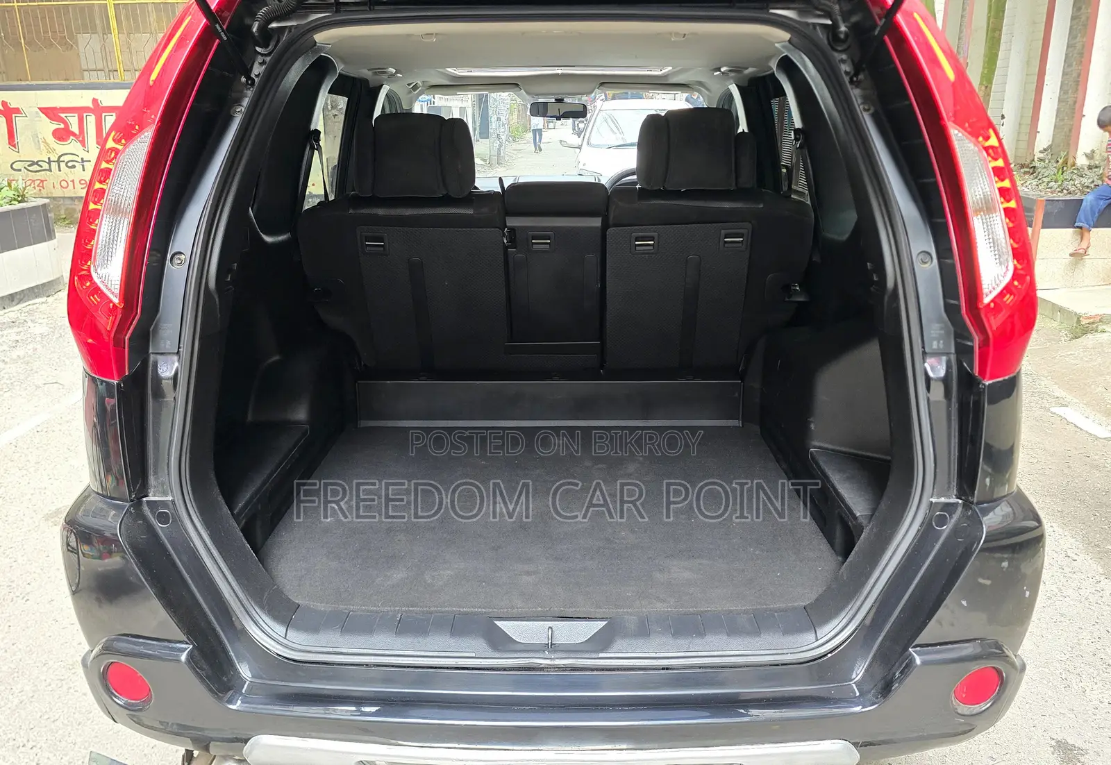 Nissan X-Trail 2.0 Petrol XE 2011 Black