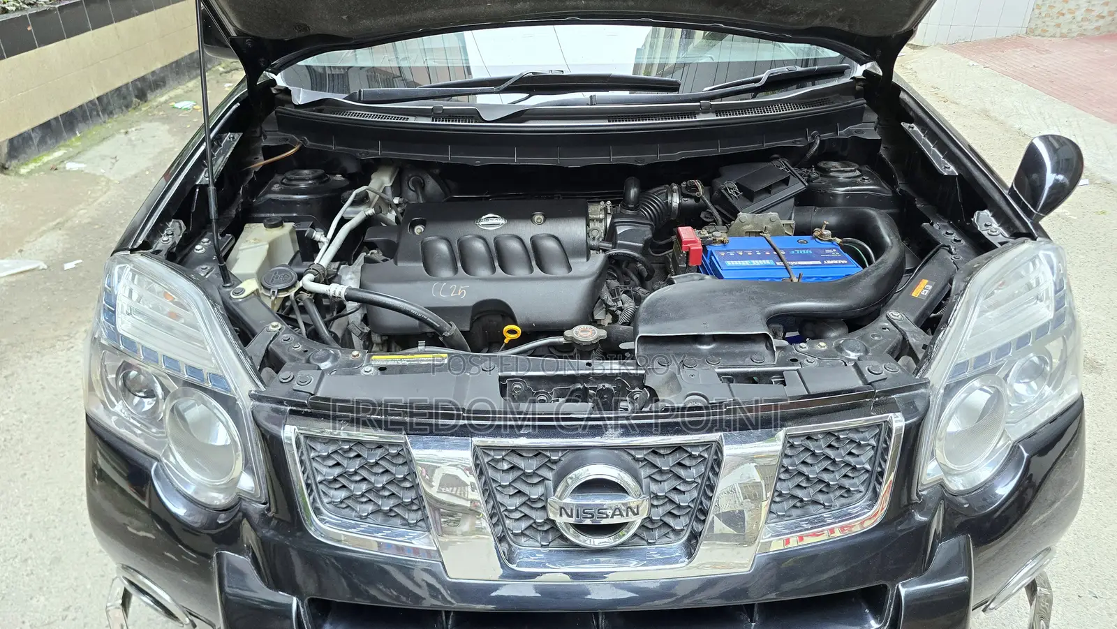 Nissan X-Trail 2.0 Petrol XE 2011 Black