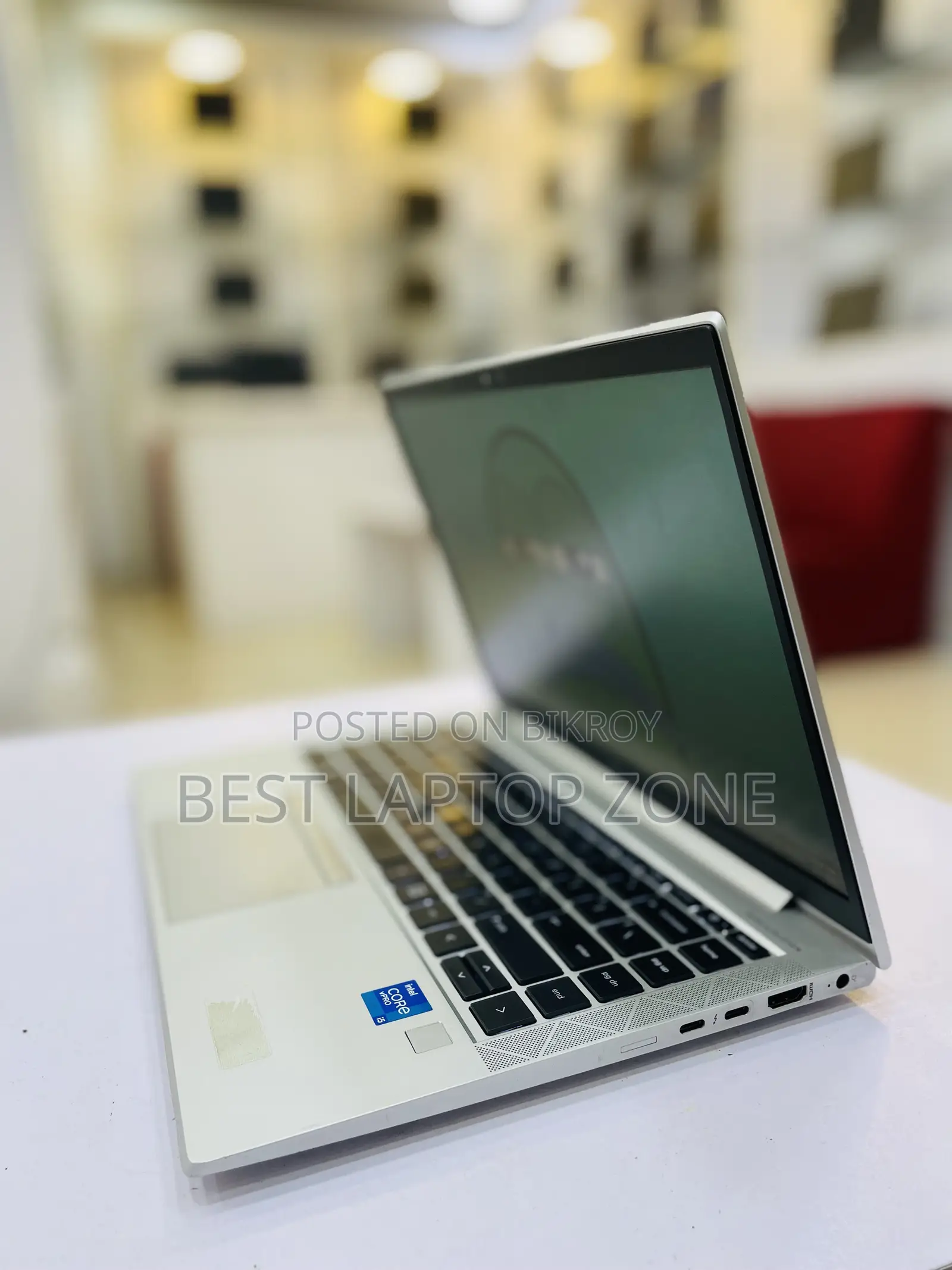 Laptop HP 15-Dw3031 8GB Intel Core I5 SSD 256GB
