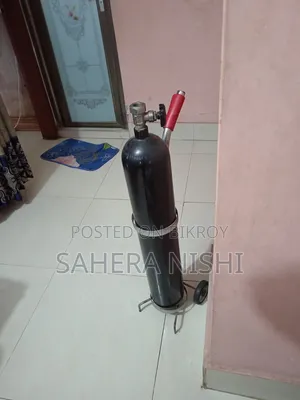 Oxygen Cylinder