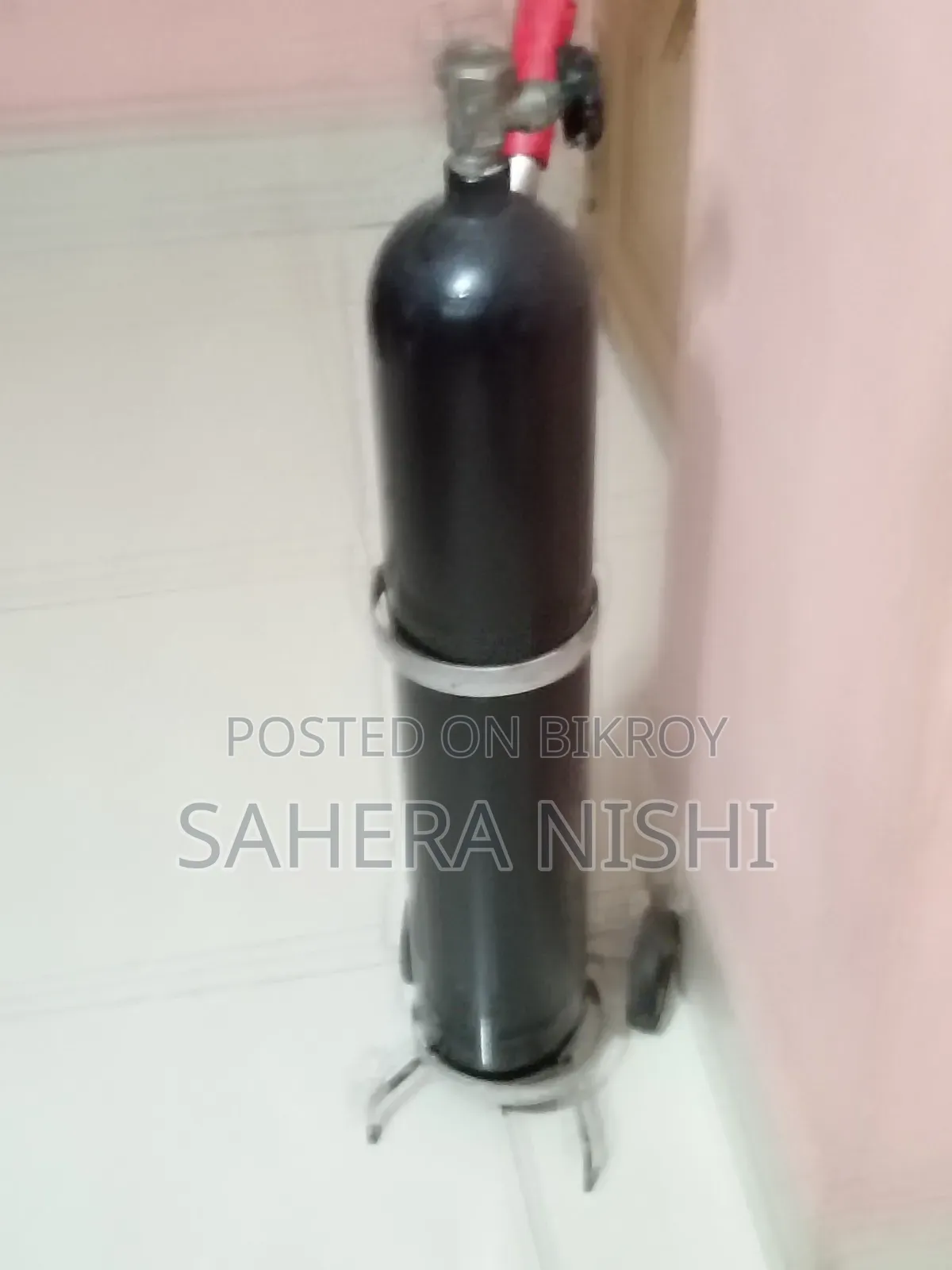 Oxygen Cylinder