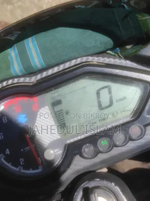 বাজাজ পালসার ১৫০ ২০২২ ব্ল্যাক