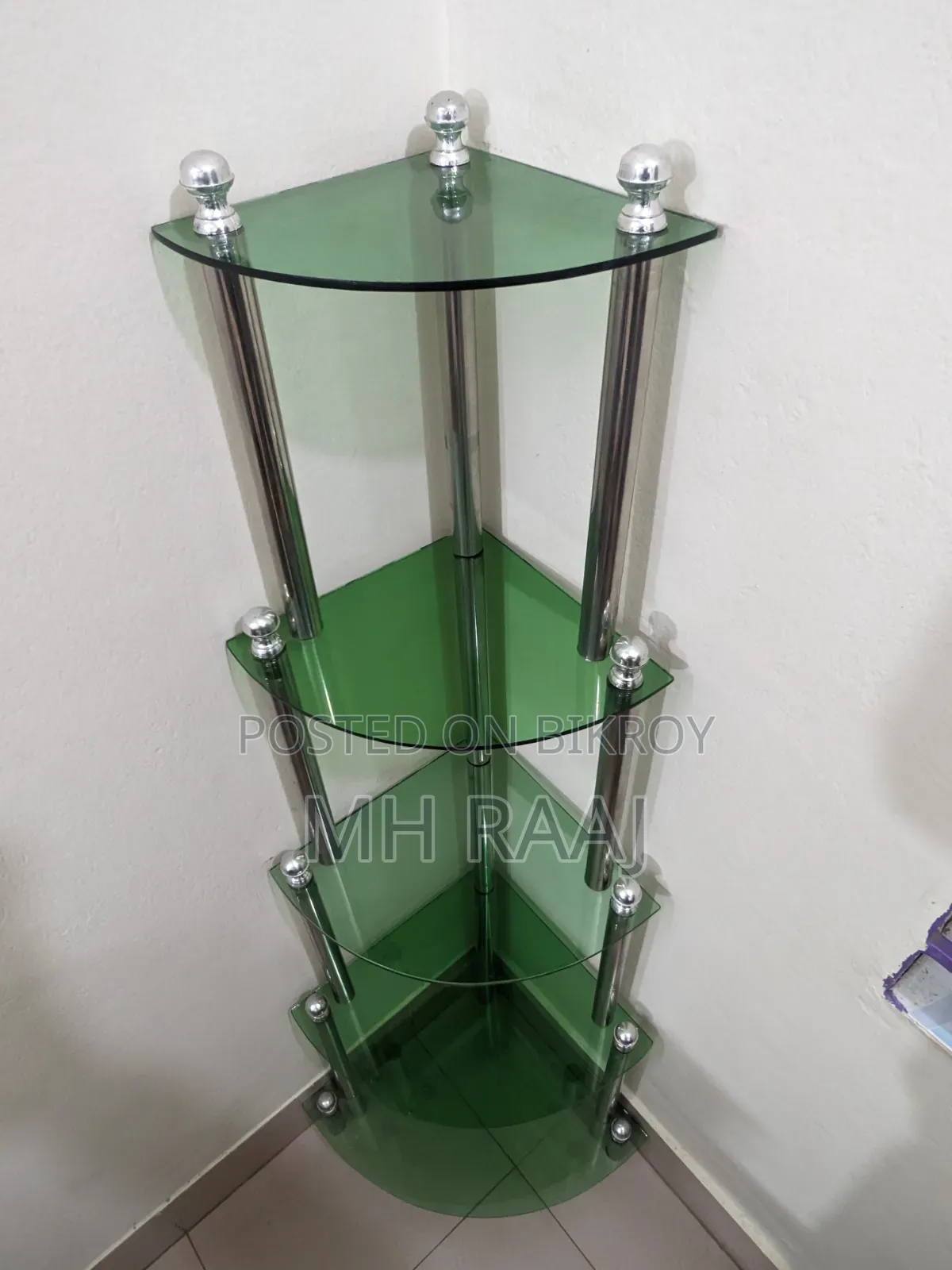 কর্নার গ্লাস ডিসপ্লে র‍্যাক
