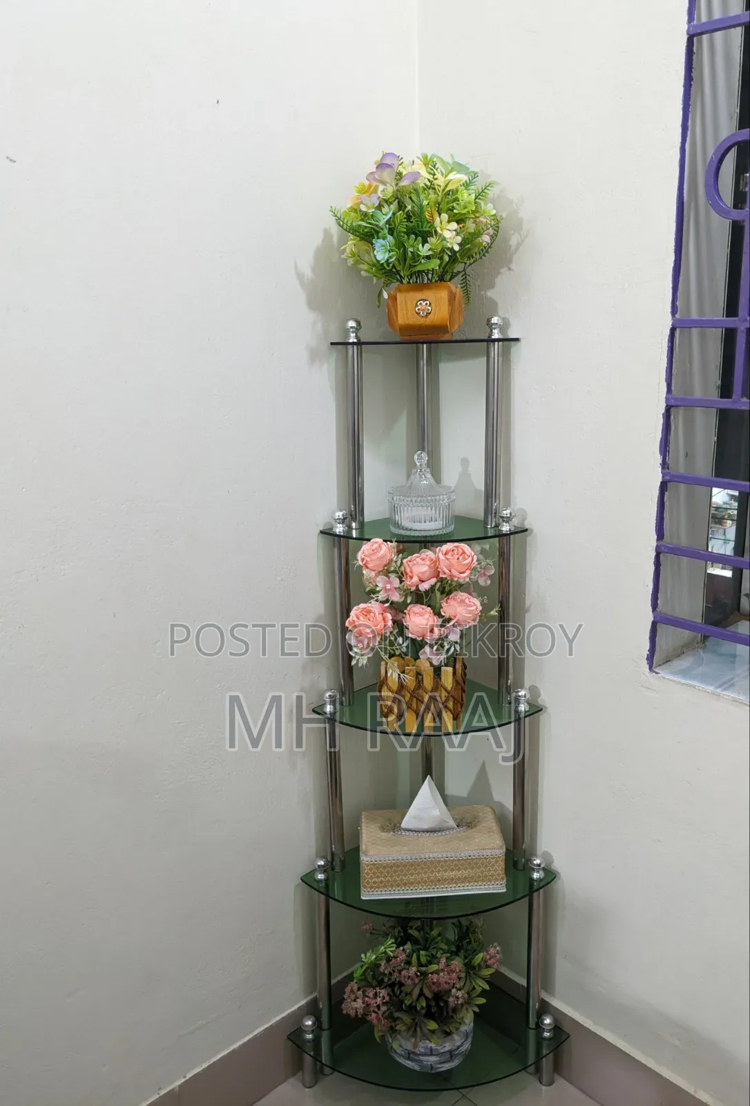 কর্নার গ্লাস ডিসপ্লে র‍্যাক